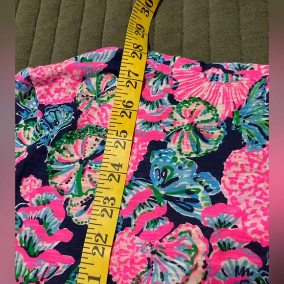 Lilly Pulitzer Etta Scoop Neck Tee - Picture 5 of 7